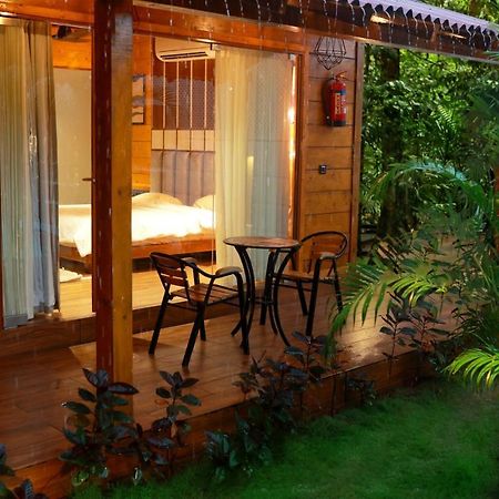 Wooden Ecr Sea Resort Puducherry Exterior foto