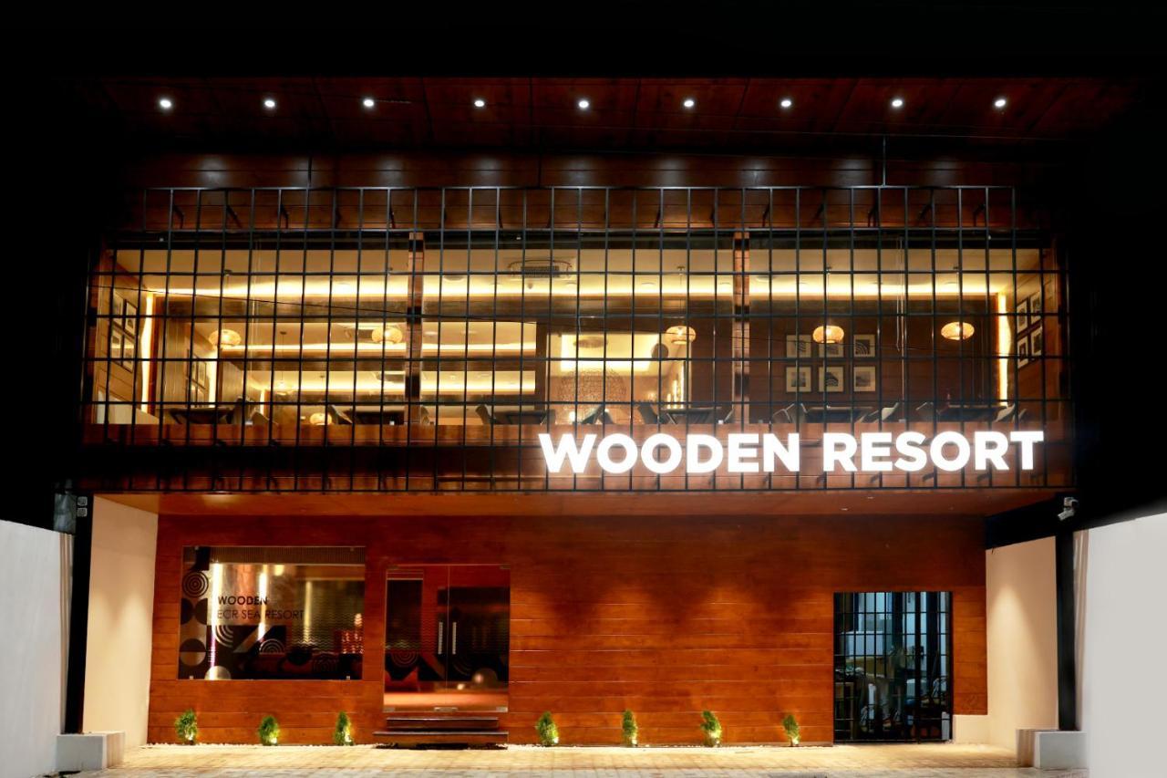Wooden Ecr Sea Resort Puducherry Exterior foto